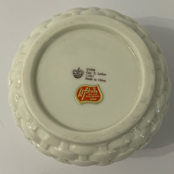 1998 Geo Z. Lefton Basket Weave Cream Trinket Dishes or Flower Pots - Picture 7 of 9